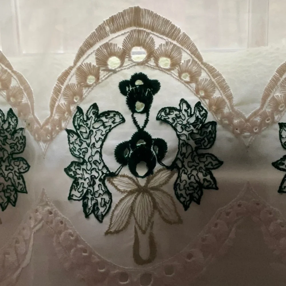 Vintage Elegant Cream and Green Lace Embroidered Curtain